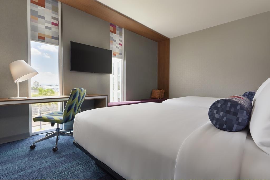Aloft Queretaro Hotel Екстериор снимка